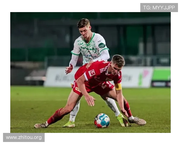 利用球探网足球比分直播网,足球迷可以实时关注自己喜欢的球队比赛情况,享受全方位的赛事信息服务 利用球探网足球比分直播网,足球迷可以实时关注自己喜欢的球队比赛情况,享受全方位的赛事信息服务