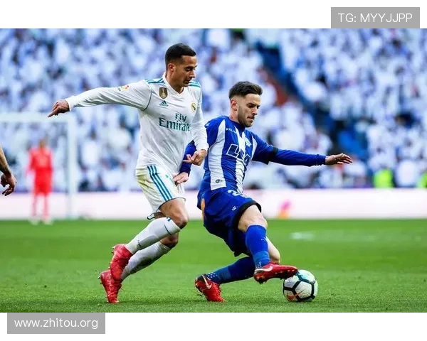 利用足球即时比分球探网,用户可以随时追踪自己关注的球队比赛情况,享受全方位的足球赛事信息服务 利用足球即时比分球探网,用户可以随时追踪自己关注的球队比赛情况,享受全方位的足球赛事信息服务