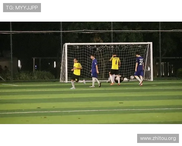 捷报即时足球比分支持多设备同步,随时随地享受足球比赛的精彩瞬间 捷报即时足球比分支持多设备同步,随时随地享受足球比赛的精彩瞬间