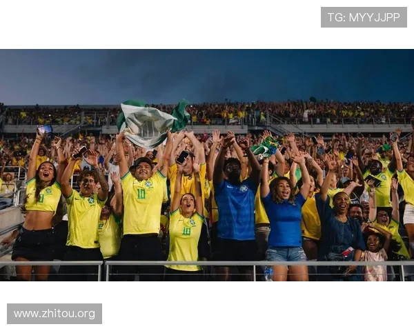 2026世界杯专用足球图片欣赏，捕捉比赛中每一个激动人心的瞬间